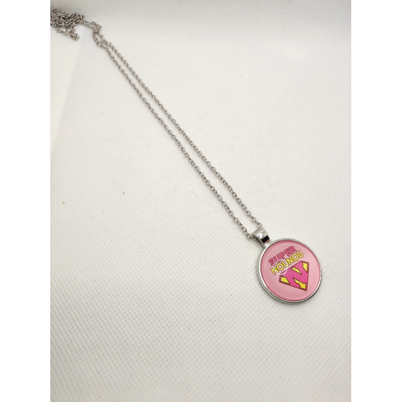 Collier Super nounou