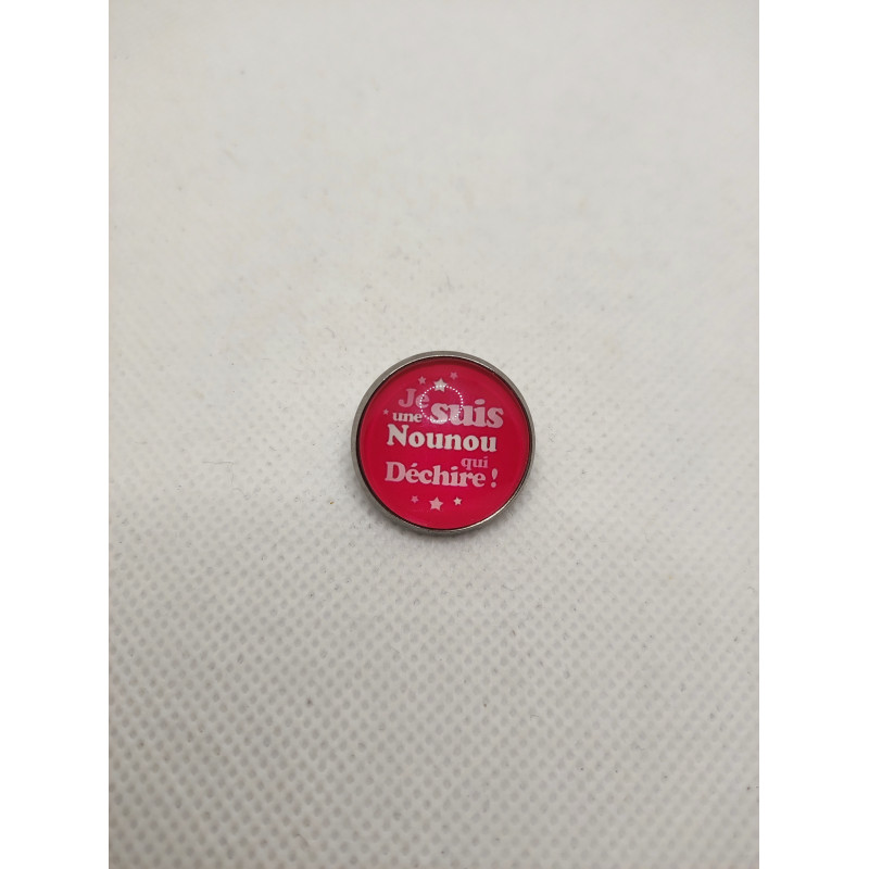 Petit Broche Nounou qui déchire